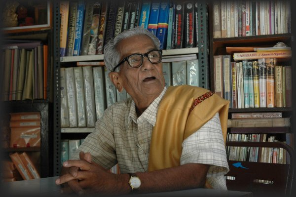V.A.Buwa